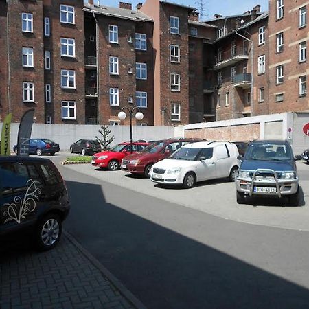 Hotel Na Kafkove Ostrava Exterior foto